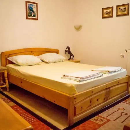 Toni's Vendégház Melnik