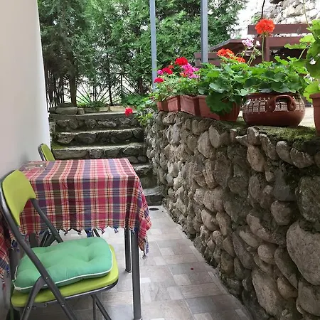 Toni's Guest house