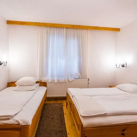 Toni's Vendégház 3*
