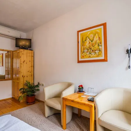 Toni's ゲストハウス メルニック