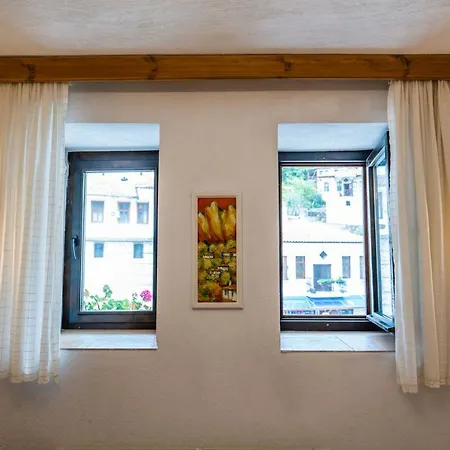 Toni's ゲストハウス 3*