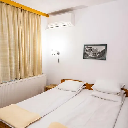 Toni's Vendégház Melnik