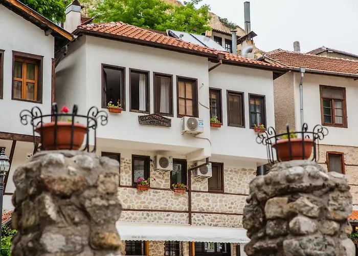 Guest house Toni's 3*