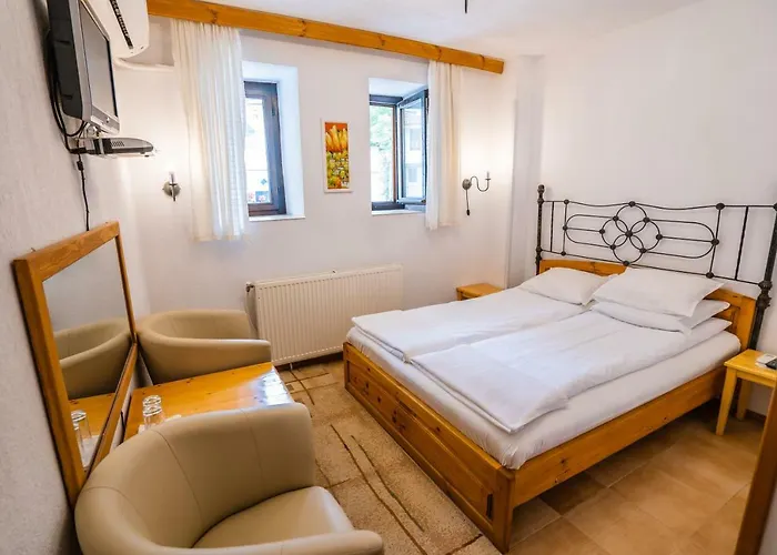 Guest house Toni's 3*